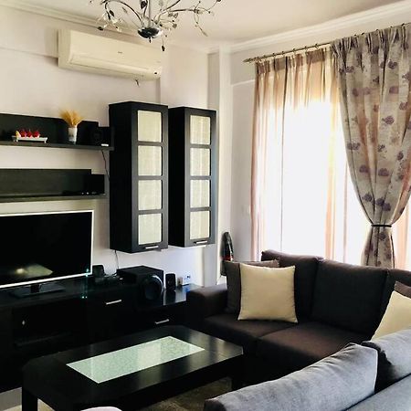 Family Apartment In Greece Καλάνδρα Εξωτερικό φωτογραφία