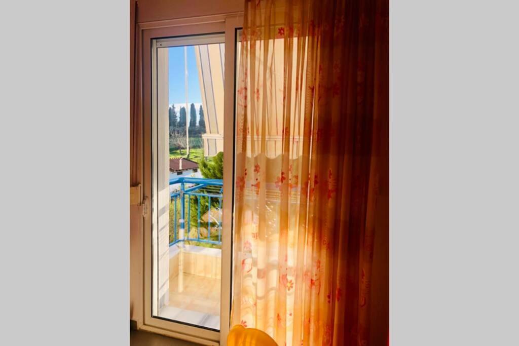 Family Apartment In Greece Καλάνδρα Εξωτερικό φωτογραφία
